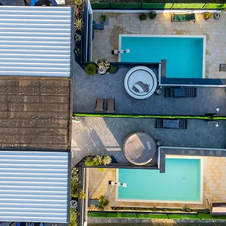 Luxe House Lara Villa *